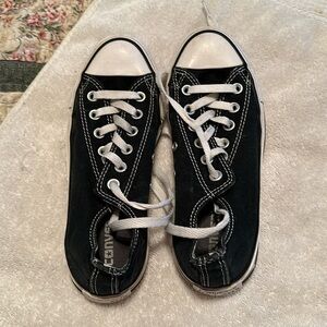 Women’s Converse All Star size 7